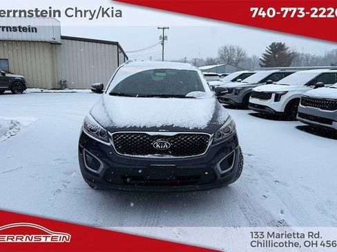 Used 2018 Kia Sorento LX image 2
