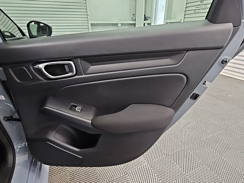 Used 2024 Honda Civic Sport image 32