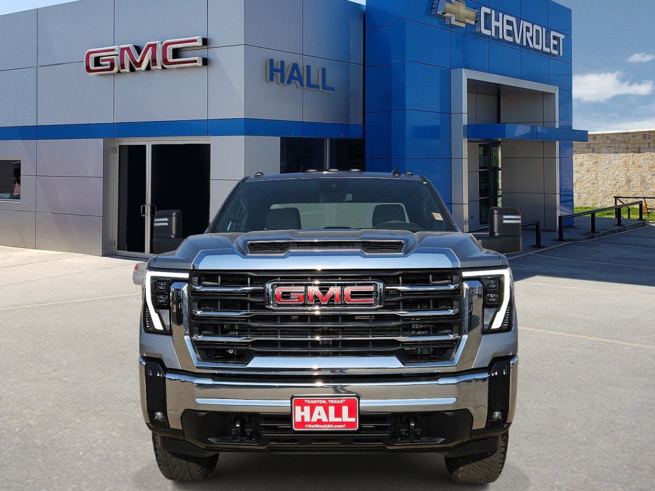Certified 2025 GMC Sierra 2500 SLE w/ SLE Value Package; AWD/4WD image 2