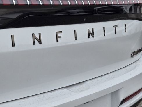 New 2026 INFINITI QX80 Autograph w/ Premium Cargo Package image 10