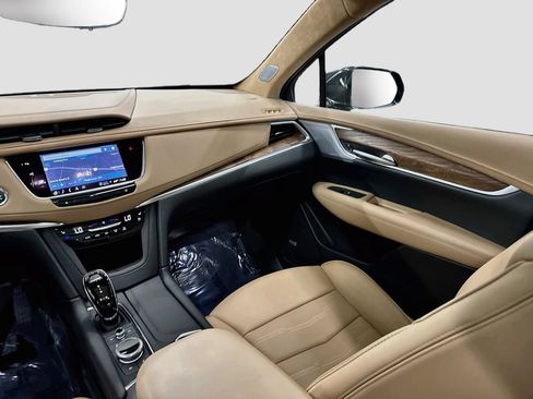 Used 2024 Cadillac XT5 Premium Luxury w/ Platinum Package AWD/4WD image 27