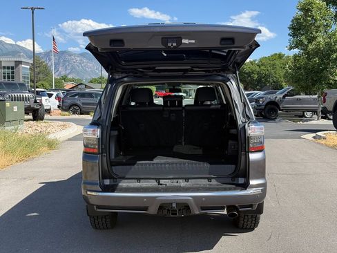 Used 2019 Toyota 4Runner Limited AWD/4WD image 12