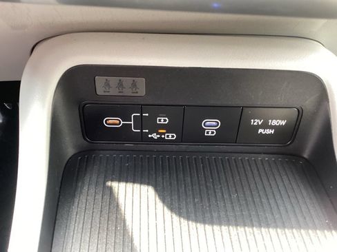 Used 2024 Hyundai Kona SEL AWD/4WD image 22