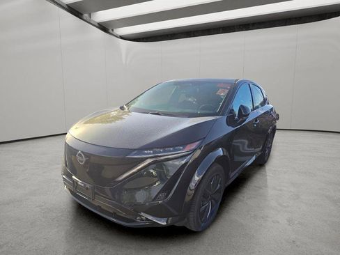 Used 2024 Nissan Ariya AWD image 1