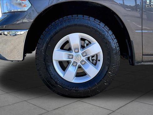 Used 2022 RAM 1500 Classic SLT RWD image 20