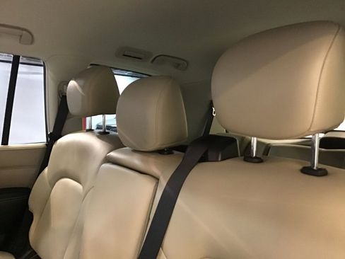 Used 2022 INFINITI QX80 Premium Select w/ All-Season Package image 21