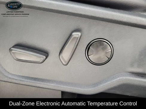 Used 2025 Ford Bronco Badlands AWD/4WD image 14