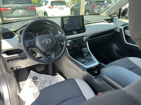 Used 2021 Toyota RAV4 XLE w/ Convenience Package AWD/4WD image 30