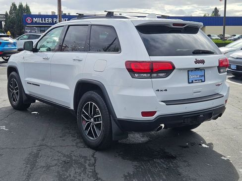 Used 2018 Jeep Grand Cherokee Trailhawk w/ Trailhawk Luxury Group AWD/4WD image 4