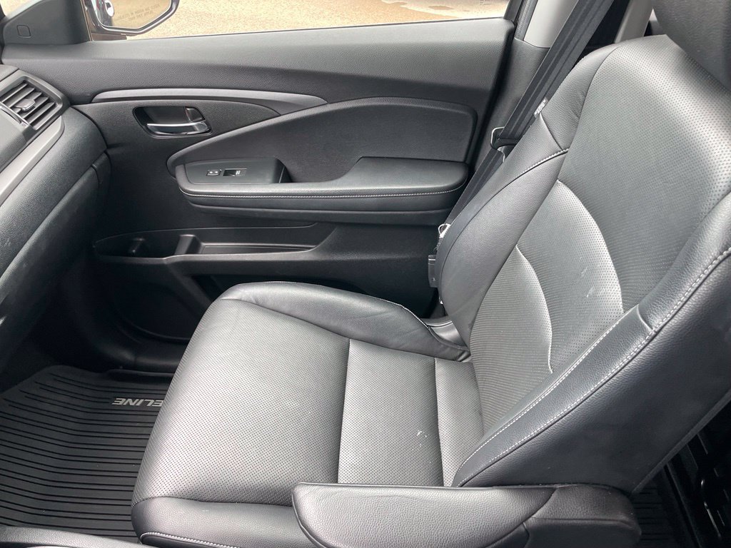 Used 2023 Honda Ridgeline RTL-E image 19