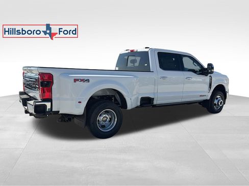 New 2026 Ford F350 King Ranch w/ Chrome Package AWD/4WD image 7