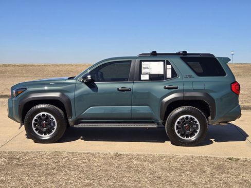New 2026 Toyota 4Runner TRD Off-Road Premium image 3