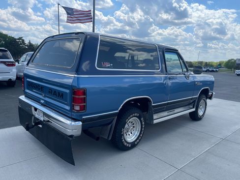 Used 1988 Dodge Ramcharger 4WD image 7