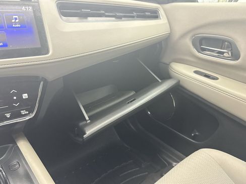 Used 2018 Honda HR-V EX image 27