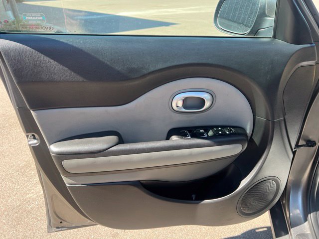 Used 2019 Kia Soul FWD image 18