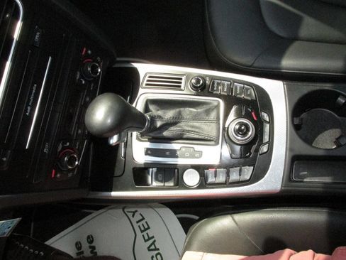 Used 2012 Audi A5 2.0T Premium Plus image 45