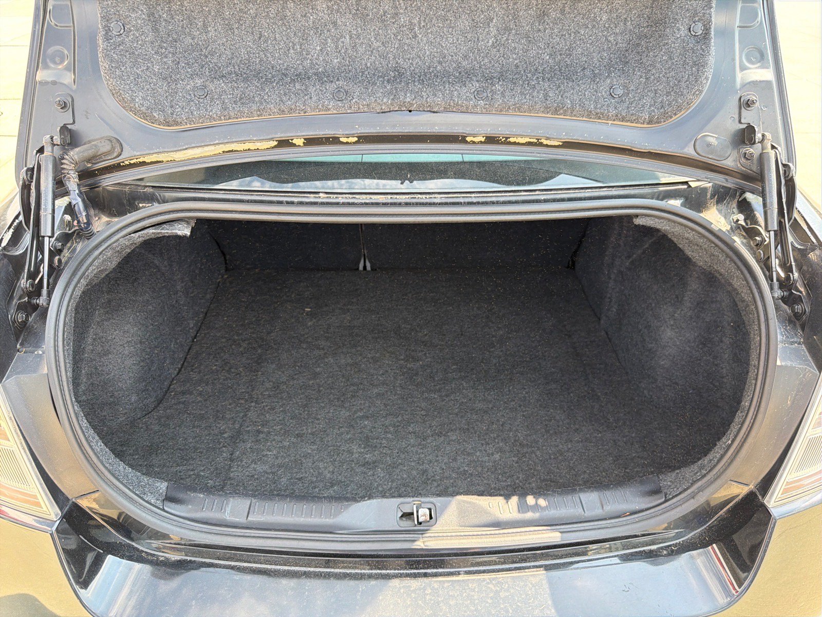 Used 2012 Nissan Sentra 2.0 S FWD image 9