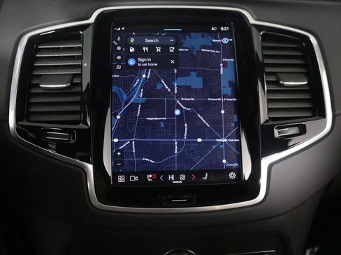 Used 2024 Volvo XC90 B6 Ultimate w/ Protection Package Premier AWD/4WD image 51