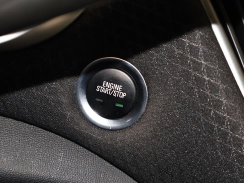 Used 2024 Chevrolet Malibu LT image 25