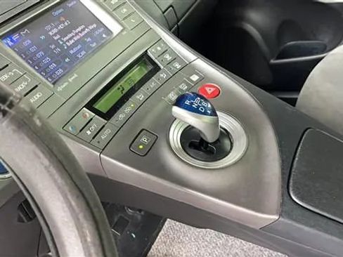 Used 2014 Toyota Prius Three image 6