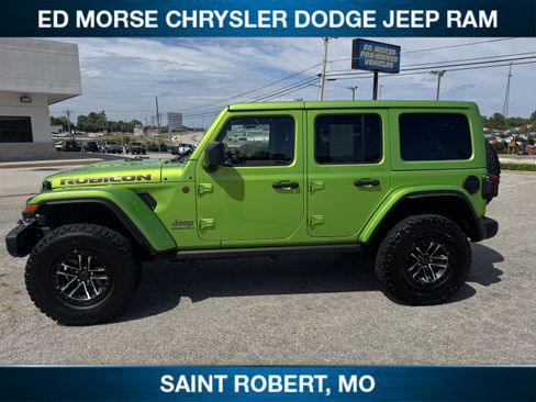 Used 2025 Jeep Wrangler Unlimited Rubicon AWD/4WD image 7