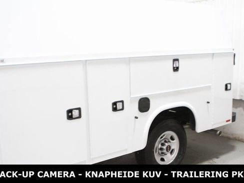 New 2025 GMC Savana 3500 w/ Power Convenience Package image 10