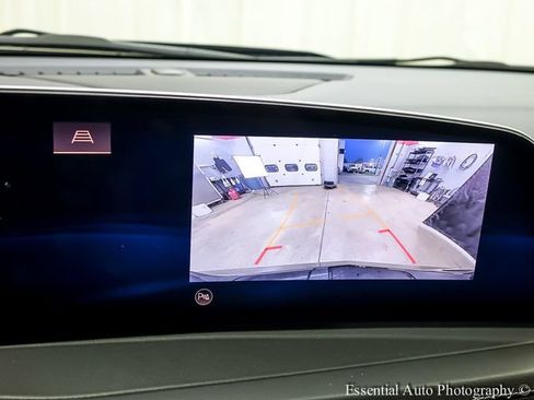 Certified 2024 Cadillac XT4 Premium Luxury AWD/4WD image 16