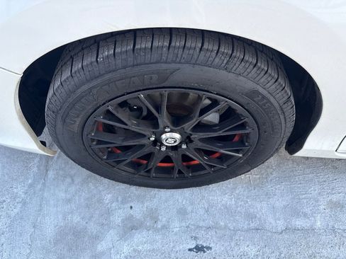 Used 2014 Honda Accord Touring image 9