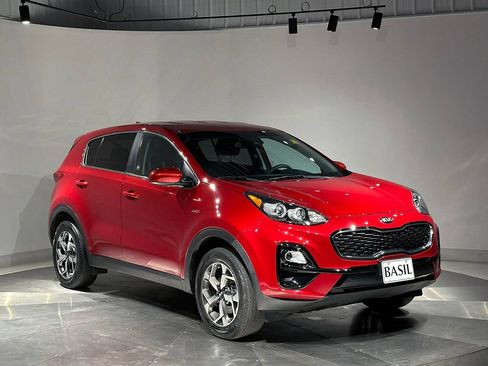 Used 2020 Kia Sportage LX AWD/4WD image 34