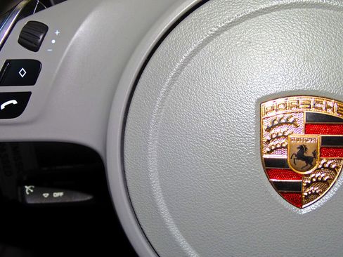 Used 2014 Porsche Cayenne GTS image 28