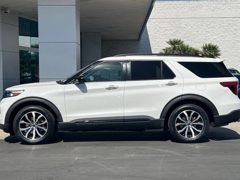 Used 2022 Ford Explorer ST-Line w/ Class IV Trailer Tow Package AWD/4WD image 7