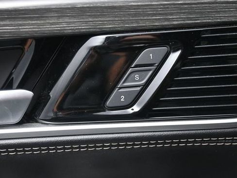 Used 2024 Jeep Wagoneer Series II AWD/4WD image 12
