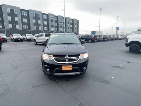 Used 2019 Dodge Journey SE w/ Connectivity Group image 3