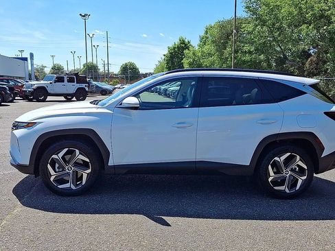 Certified 2024 Hyundai Tucson Limited AWD/4WD image 5