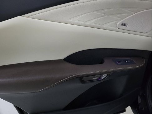 Used 2023 Lexus RX 350 AWD w/ Accessory Package image 10