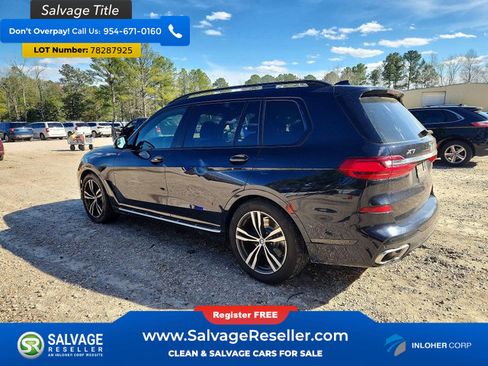 Used 2021 BMW X7 xDrive40i w/ M Sport Package AWD/4WD image 3