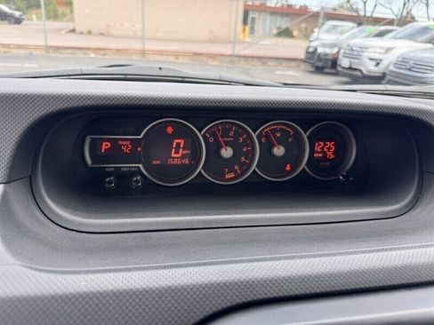 Used 2015 Scion xB FWD image 15
