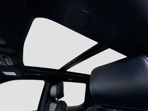 Used 2024 Ford F150 Raptor image 12