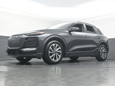 Used 2025 Audi Q6 e-tron Prestige w/ Black Warm Weather Package AWD/4WD image 48