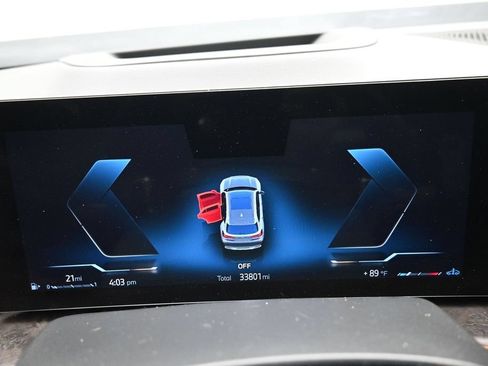Used 2025 BMW X5 xDrive40i AWD/4WD image 2