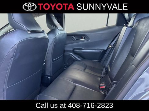 Used 2024 Toyota Prius XLE FWD image 5