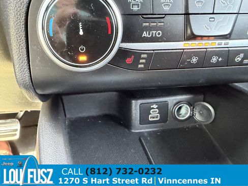 Used 2024 Ford Escape ST-Line w/ Cold Weather Package FWD image 25