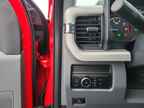 New 2026 Ford F250 4x4 Regular Cab Super Duty image 21