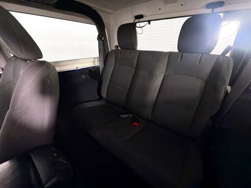 Used 2018 Jeep Wrangler Sport image 23