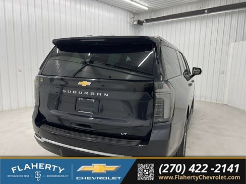 Used 2026 Chevrolet Suburban LT w/ Comfort Package AWD/4WD image 3