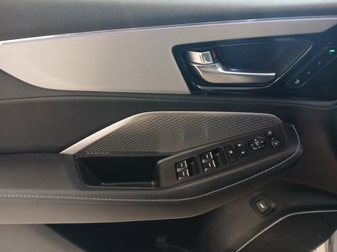 Used 2023 Acura MDX SH-AWD w/ Technology Package image 15