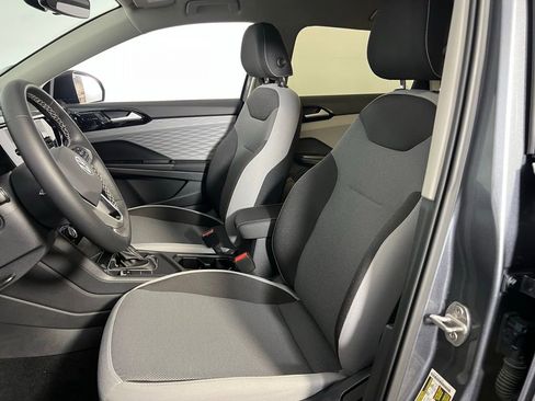 Used 2024 Volkswagen Taos S image 21