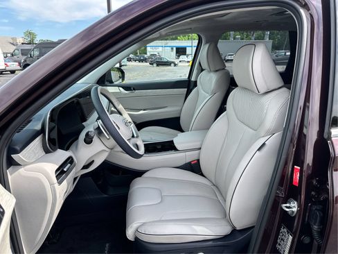 Certified 2023 Hyundai Palisade Calligraphy AWD/4WD image 9