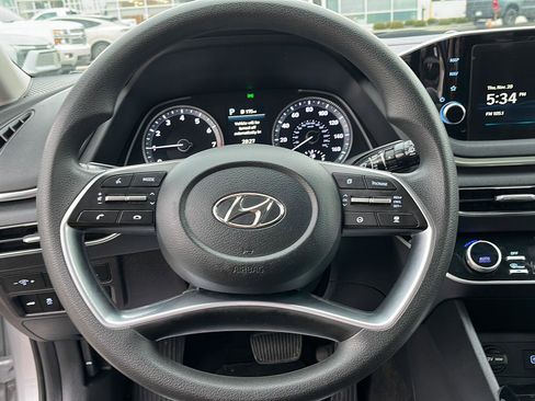 Used 2023 Hyundai Sonata SEL image 12