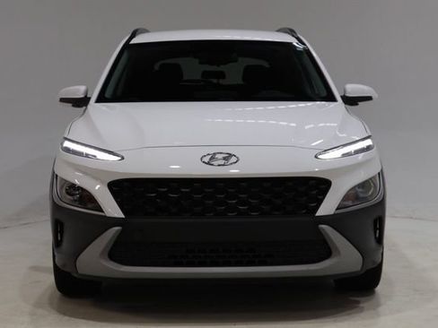 Used 2022 Hyundai Kona SEL AWD/4WD image 2
